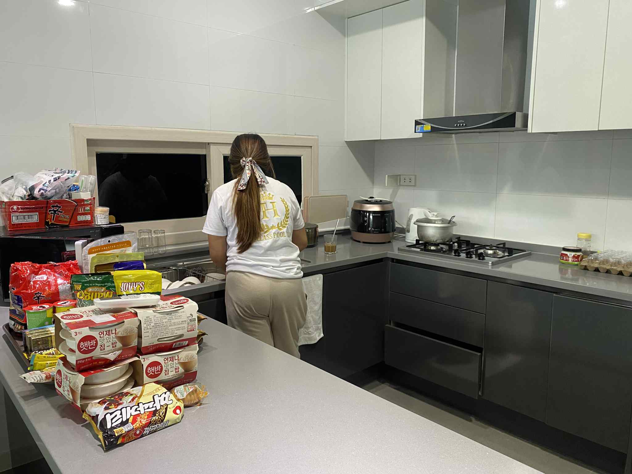 The villa is outstanding and incredibly convenient.